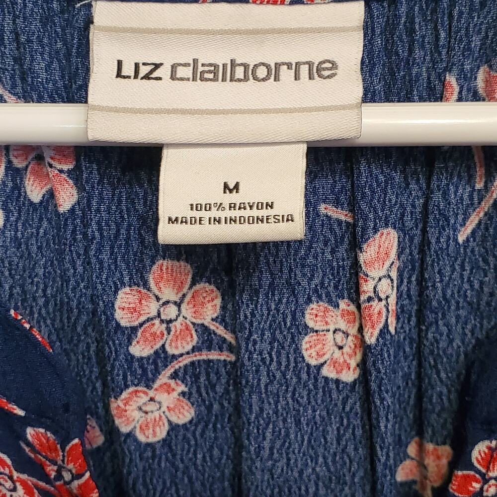 Liz Claiborne Button Down Flowy Blue with Red Flowers Sleeveless Size Medium - Picture 4 of 6